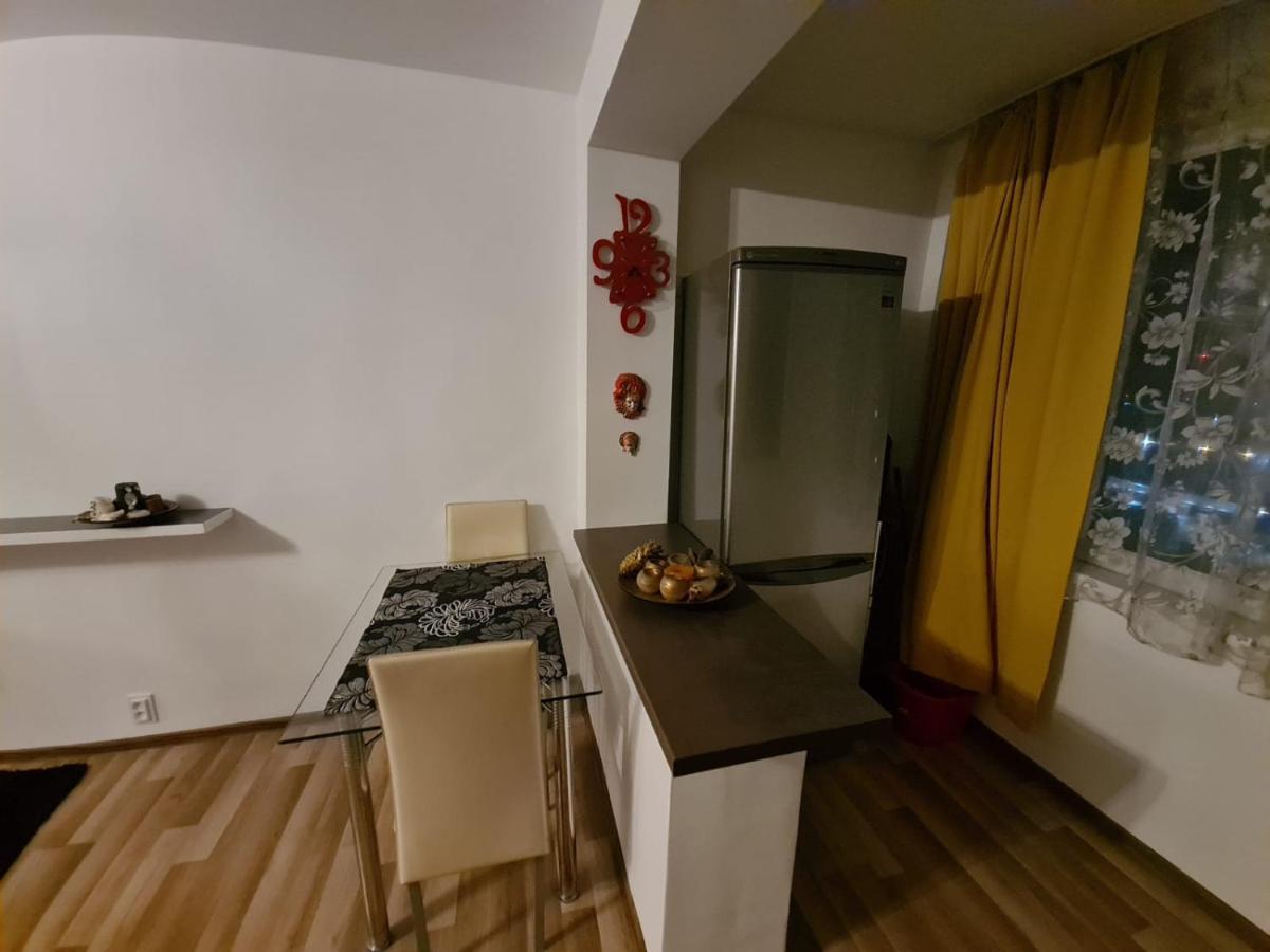 Apartament Cristina Дева Екстериор снимка