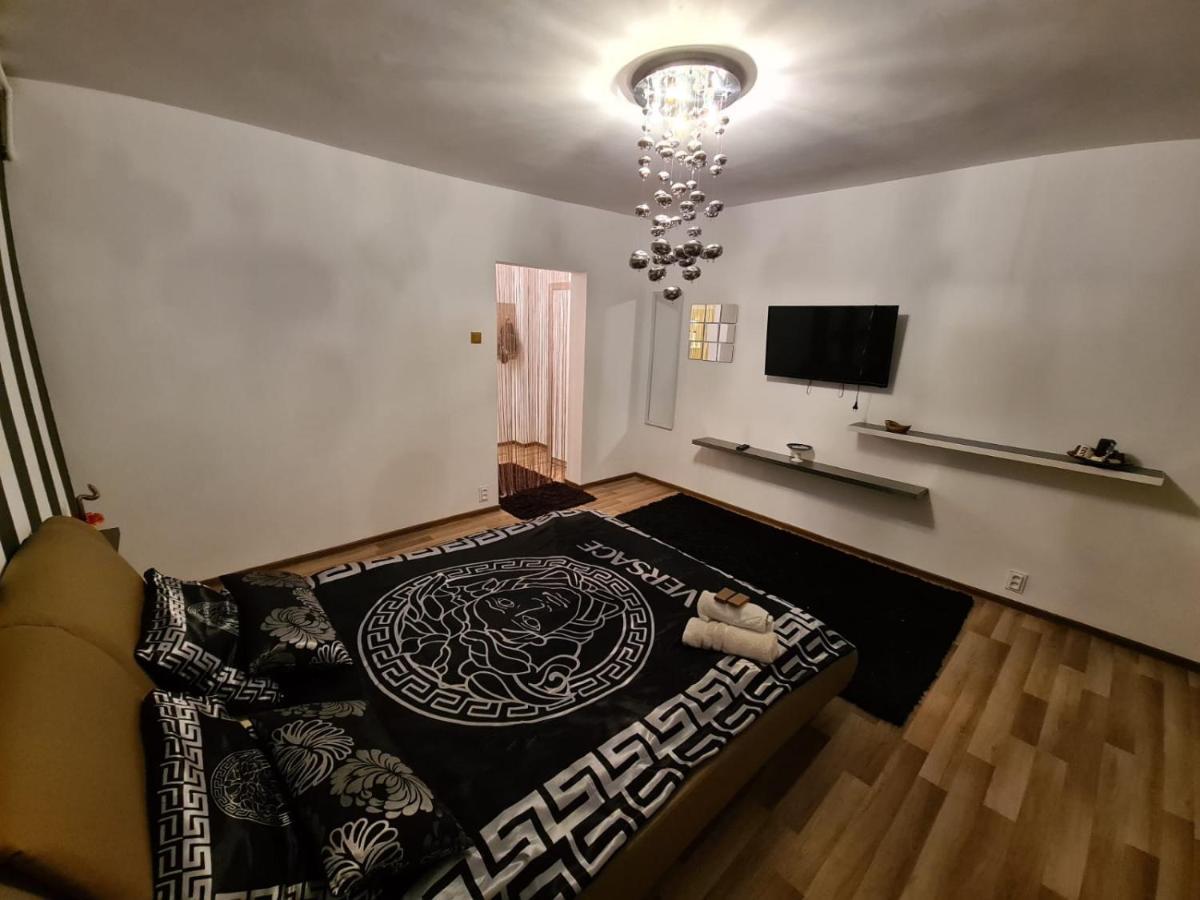 Apartament Cristina Дева Екстериор снимка
